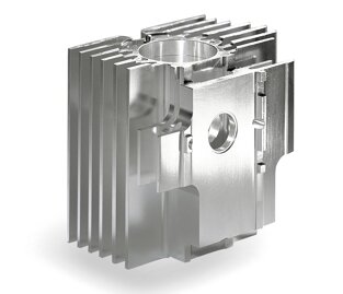 Extruded dissipater, chemical satin-finished and transparent conversion coated