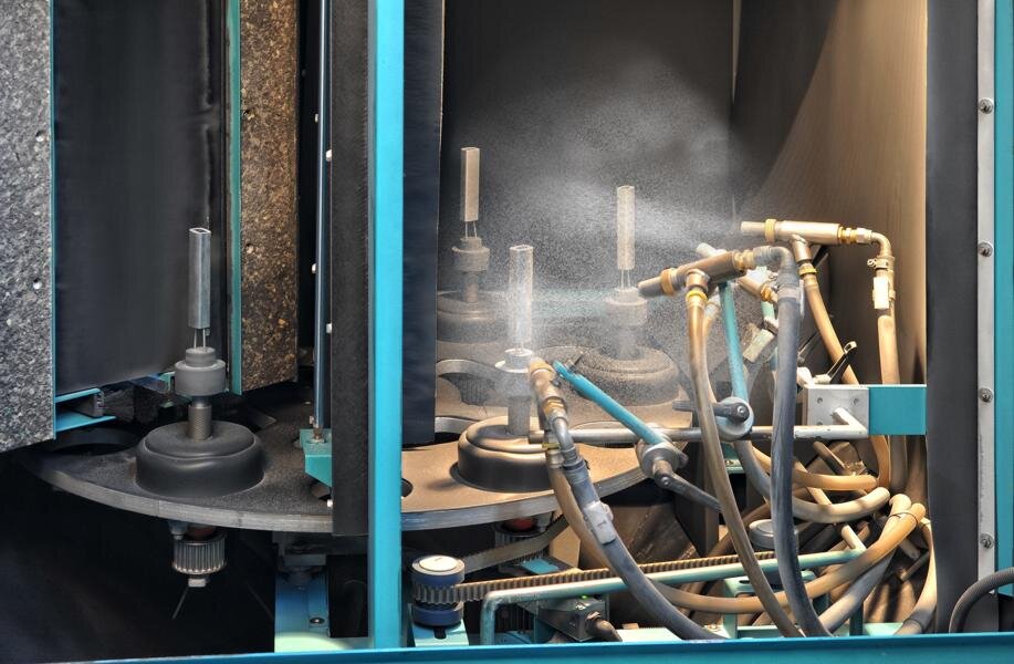 View into the blasting cabin of an satellite blasting machine
